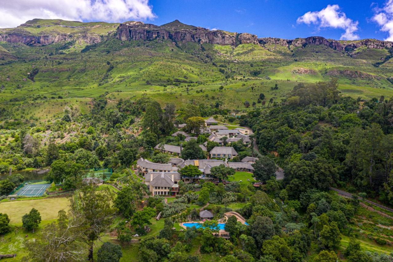Cavern Resort & Spa Bergville Eksteriør billede