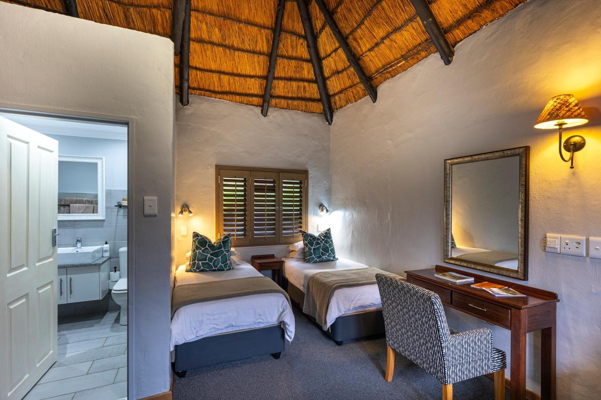 Cavern Resort & Spa Bergville Eksteriør billede