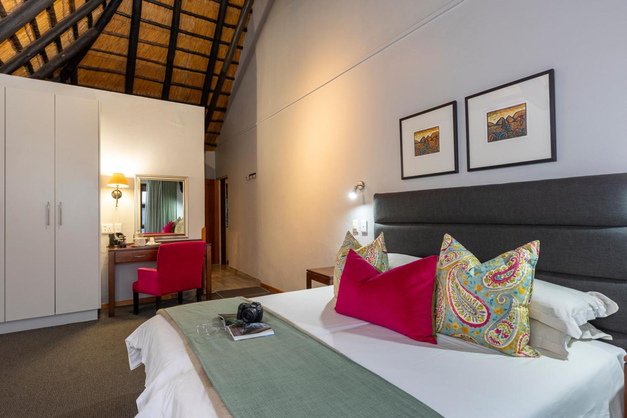 Cavern Resort & Spa Bergville Eksteriør billede