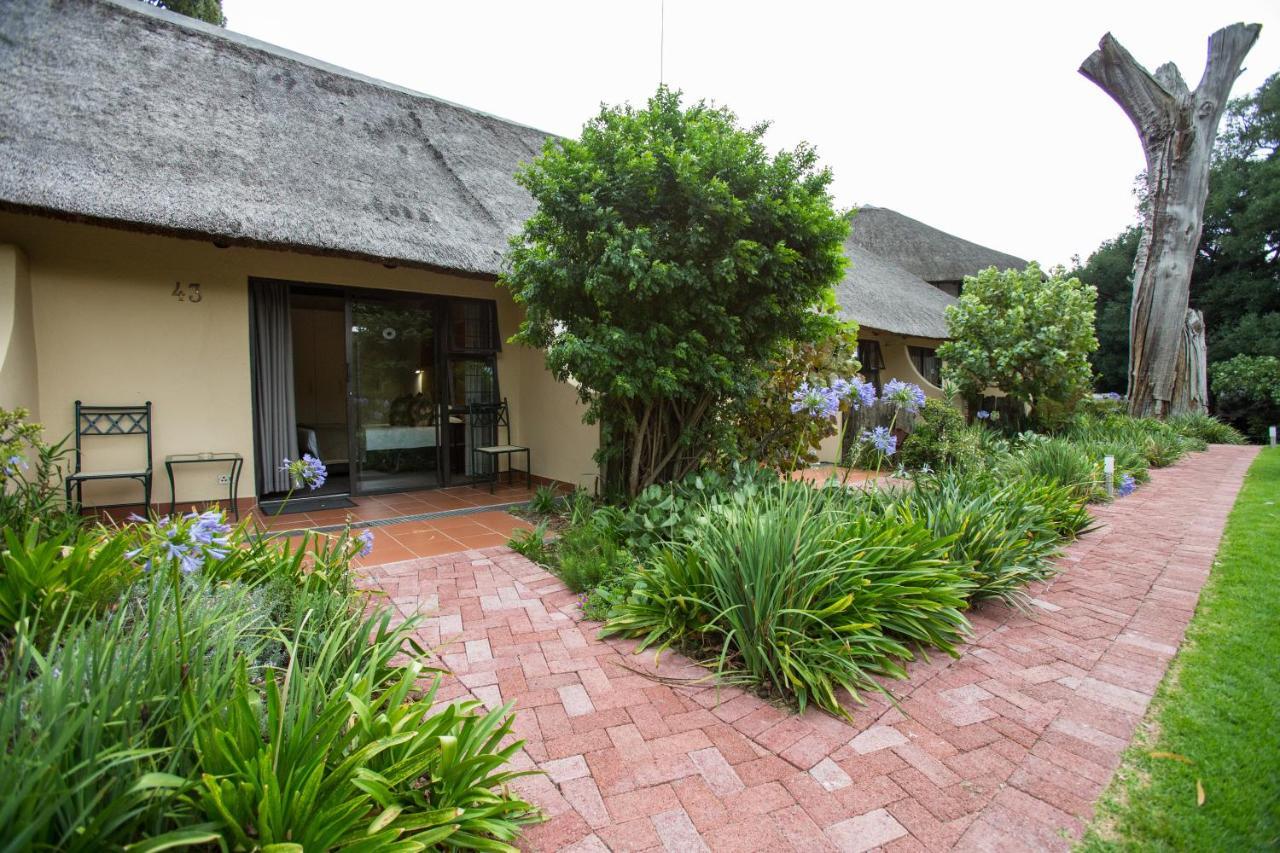 Cavern Resort & Spa Bergville Eksteriør billede